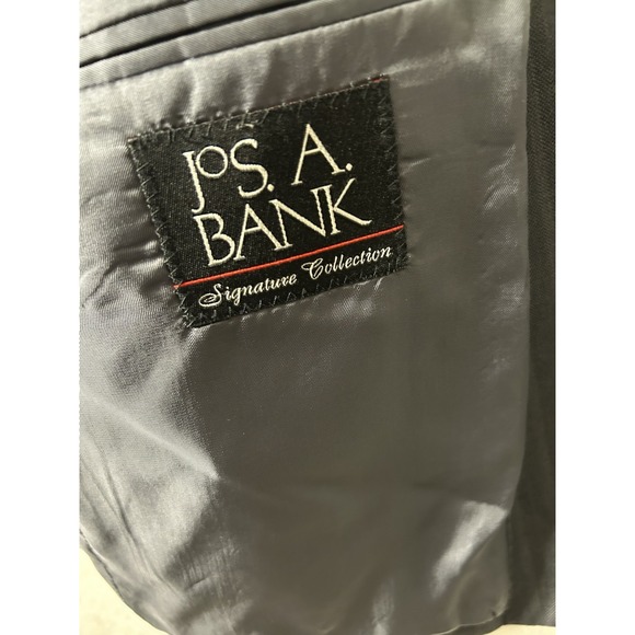 Jos A Bank SignatureGold Men's Grey Pinstripe Wool Suit 44R see measure - Picture 6 of 16